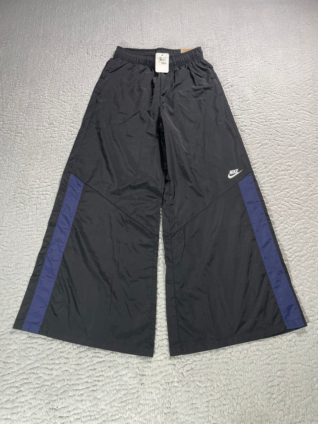 Nike Wide Leg Hose / Schwarz / Neu mit Etikett