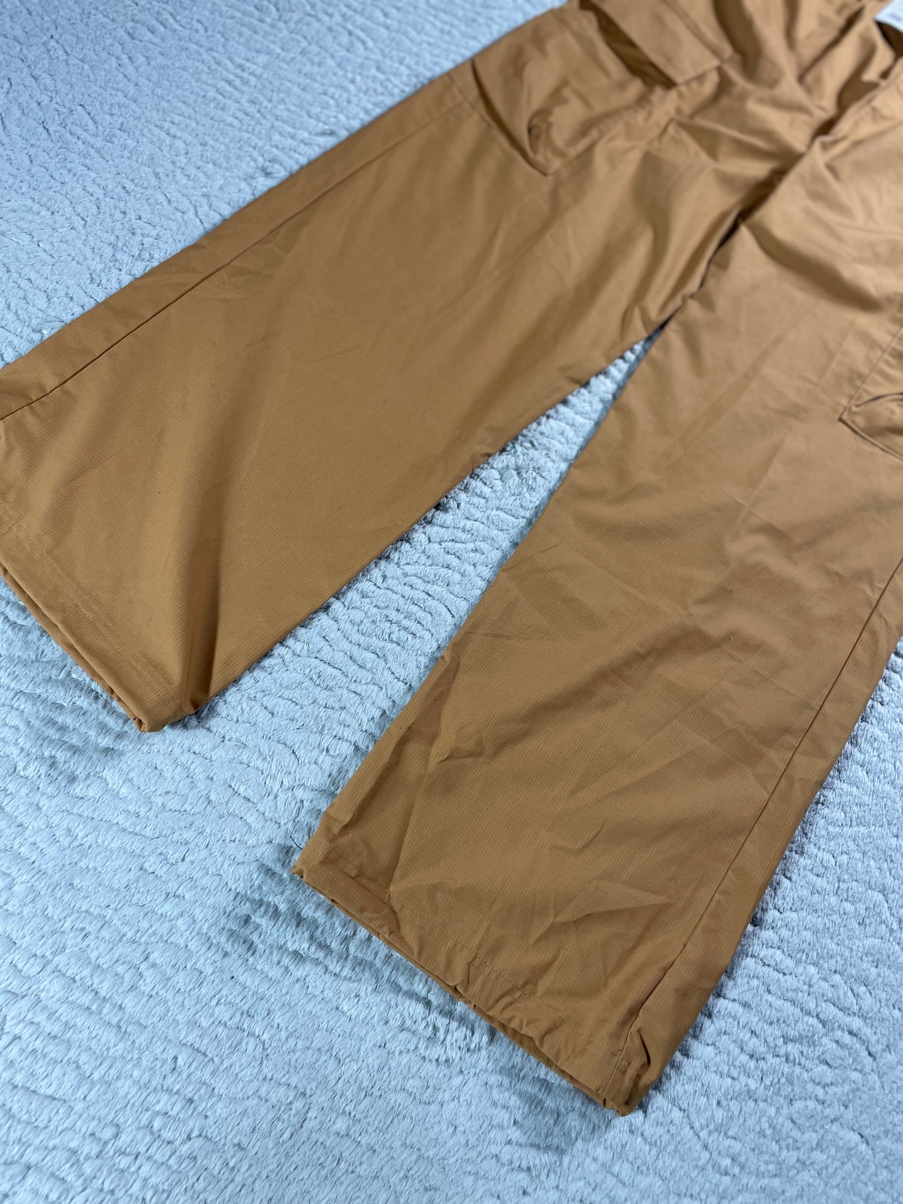 Nike Baggy Cargo Hose / Hellbraun / Neu mit Etikett