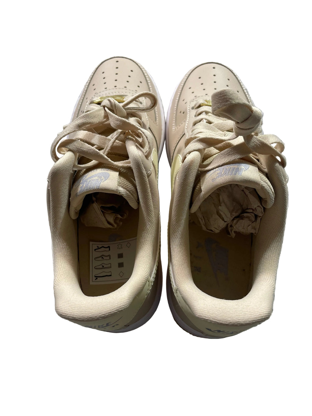 Nike Air Force 1 Damen / Beige /37.5 / Neu mit Etikett