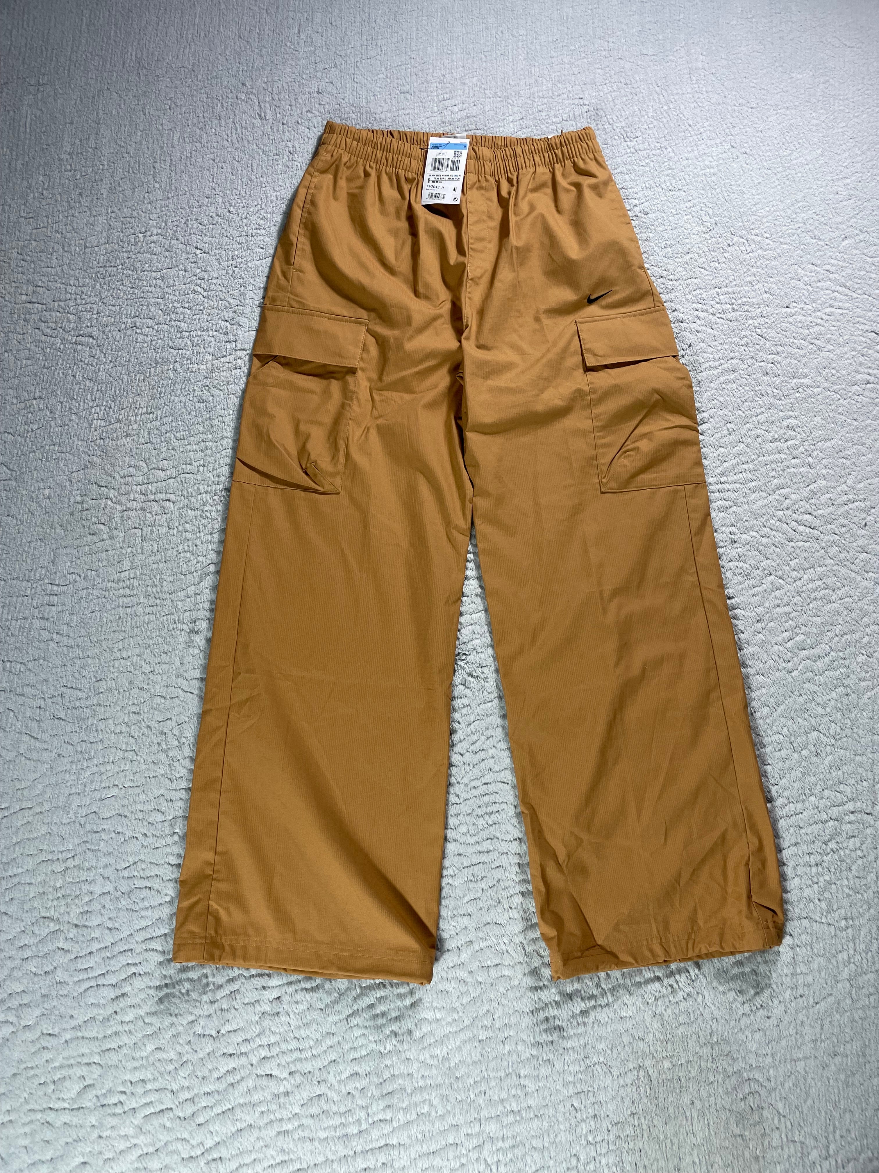 Nike Baggy Cargo Hose / Hellbraun / Neu mit Etikett