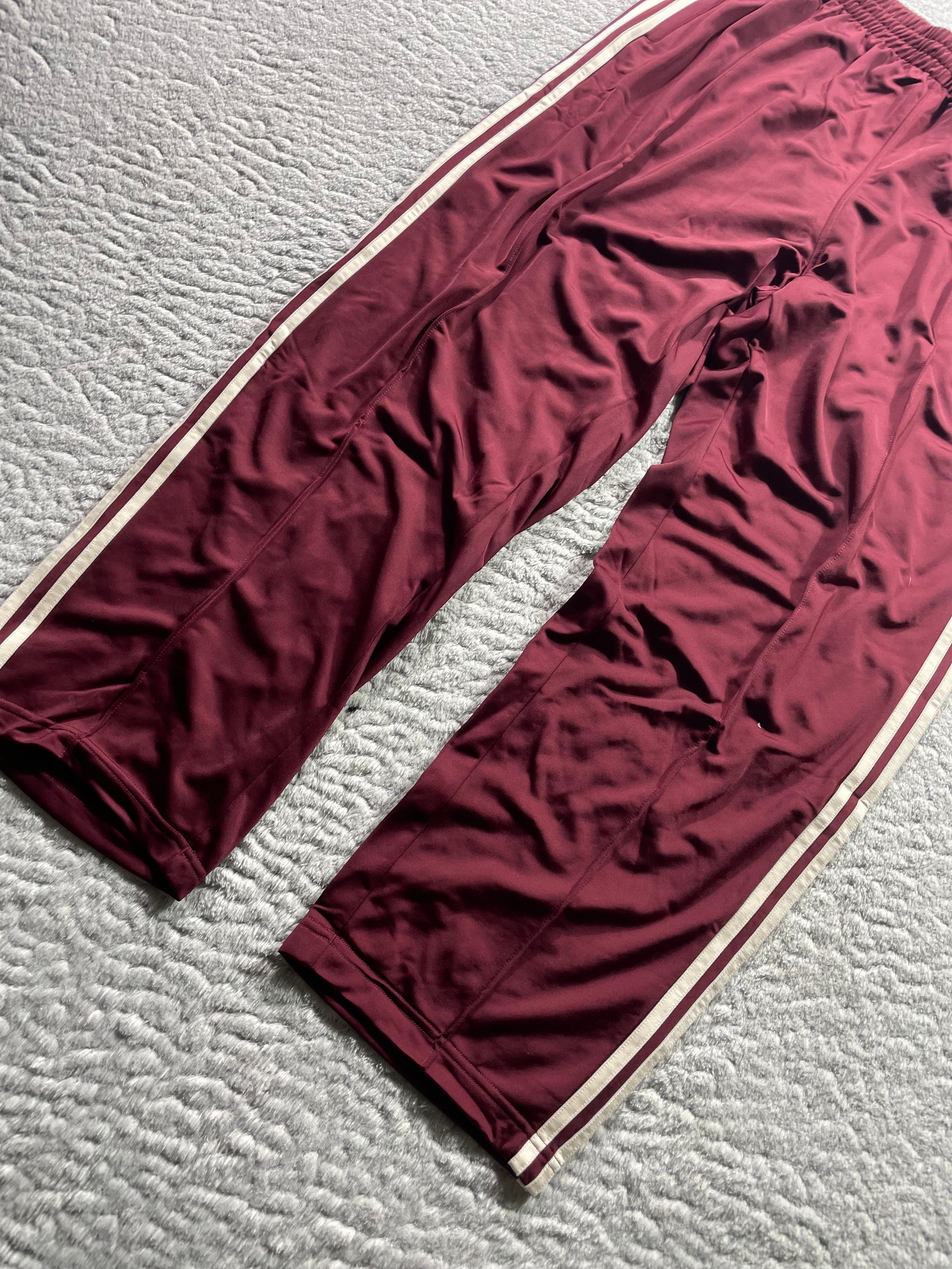 Adidas Firebird Baggy TP Hose / Bordeaux Rot / Neu mit Etikett