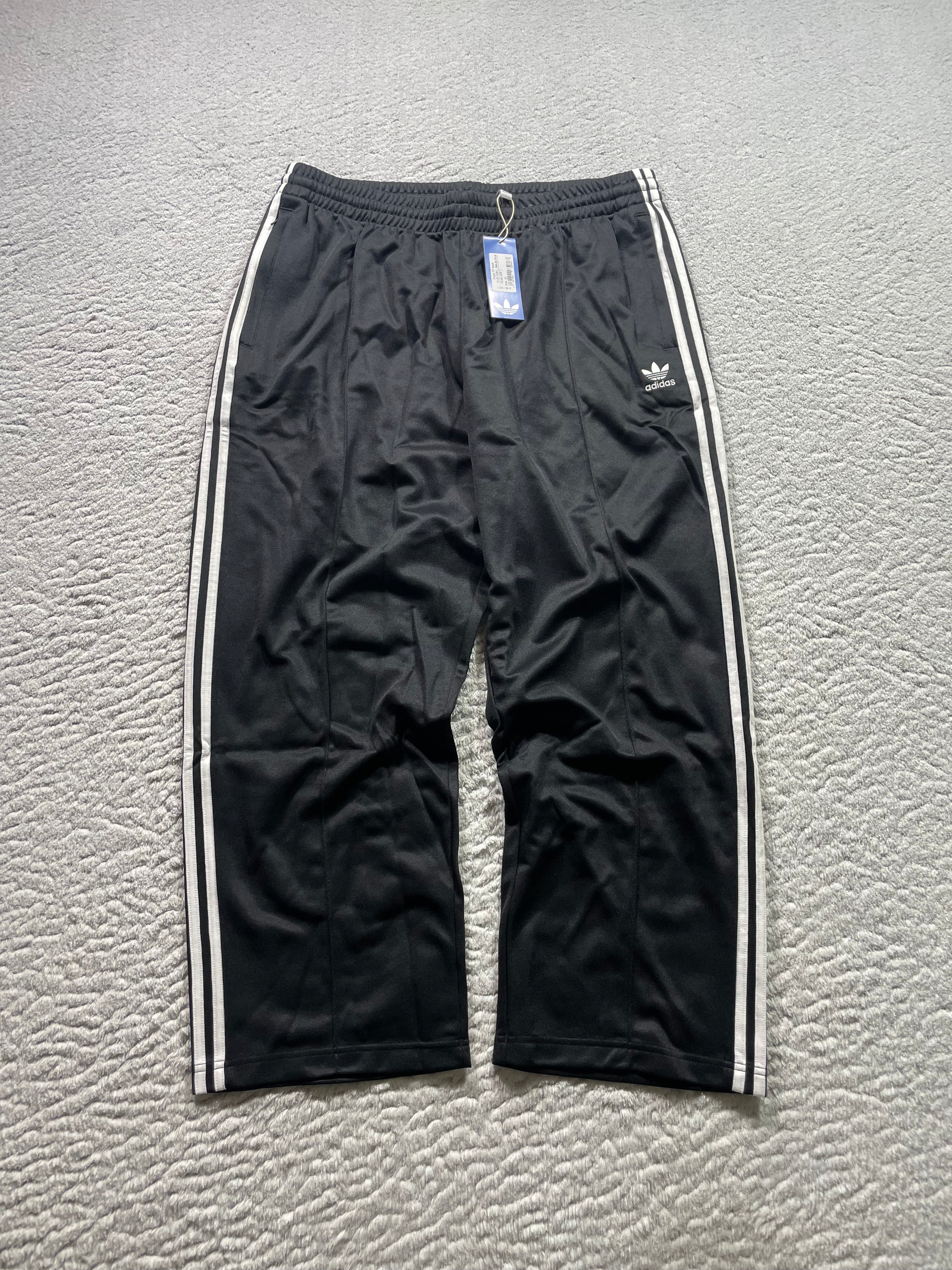 Adidas Baggy TP Hose / Schwarz / Neu mit Etikett