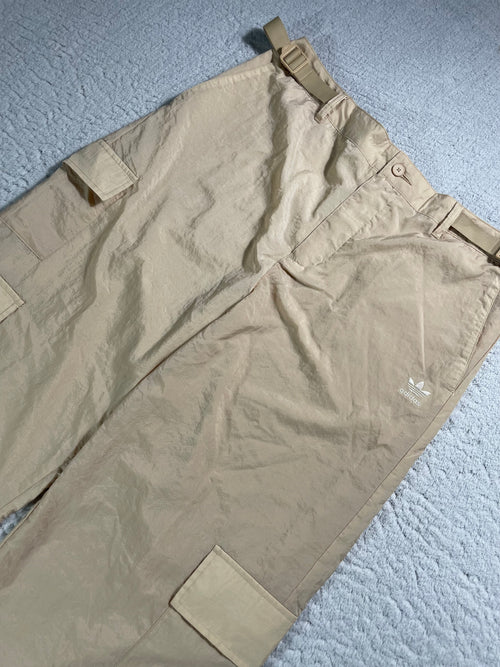 Adidas Baggy Cargo Hose / Beige / Neu mit Etikett
