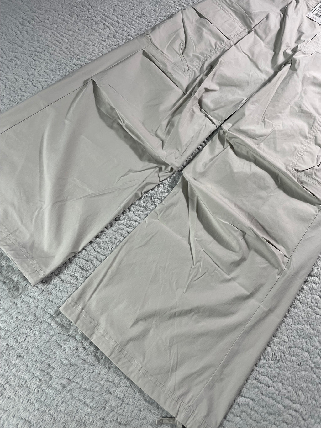 Nike Cargo Baggy Hose / Silber/Grau / Neu mit Etikett