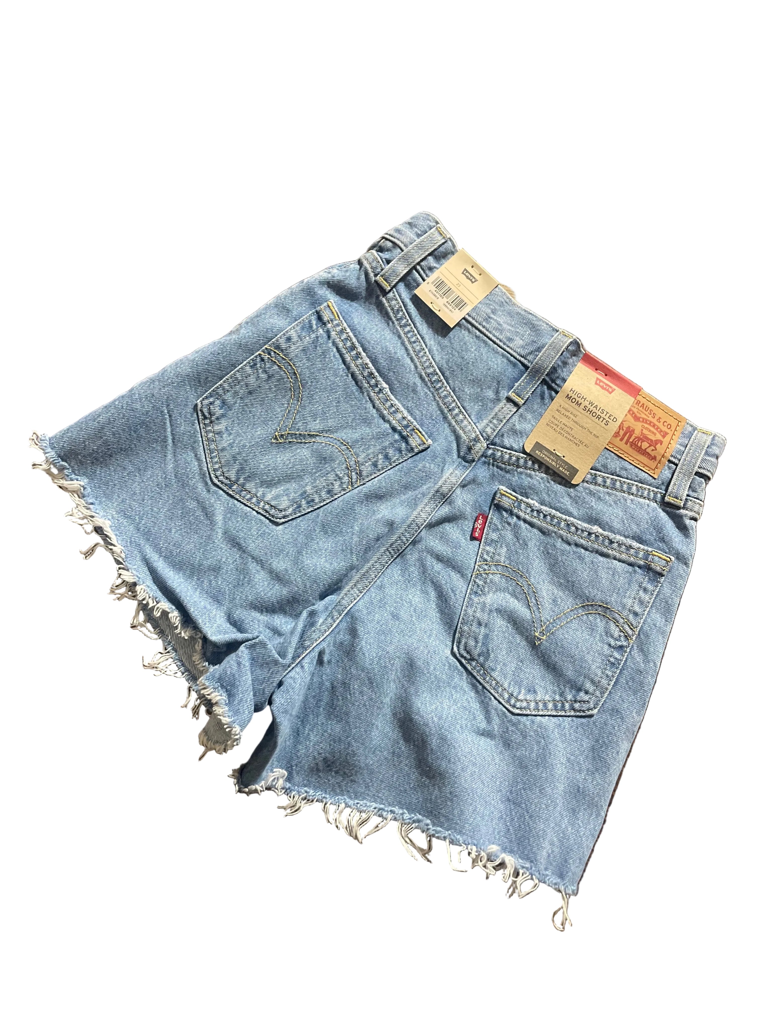 Levi’s Mom Shorts | Hellblau | Neu mit Etikett