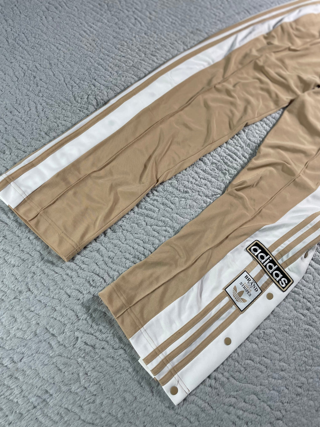 Adidas Adibreak Hose / Beige / Neu mit Etikett