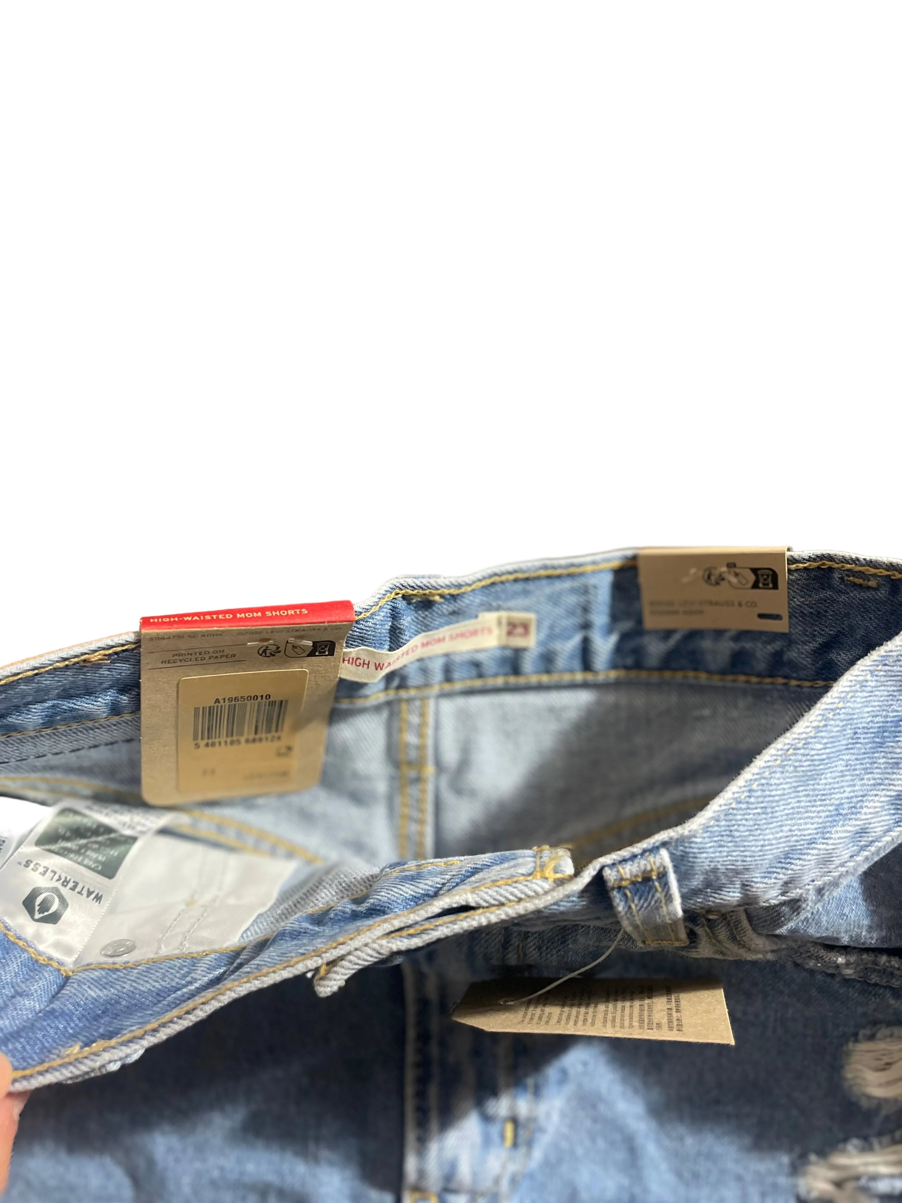Levi’s Mom Shorts | Hellblau | Neu mit Etikett