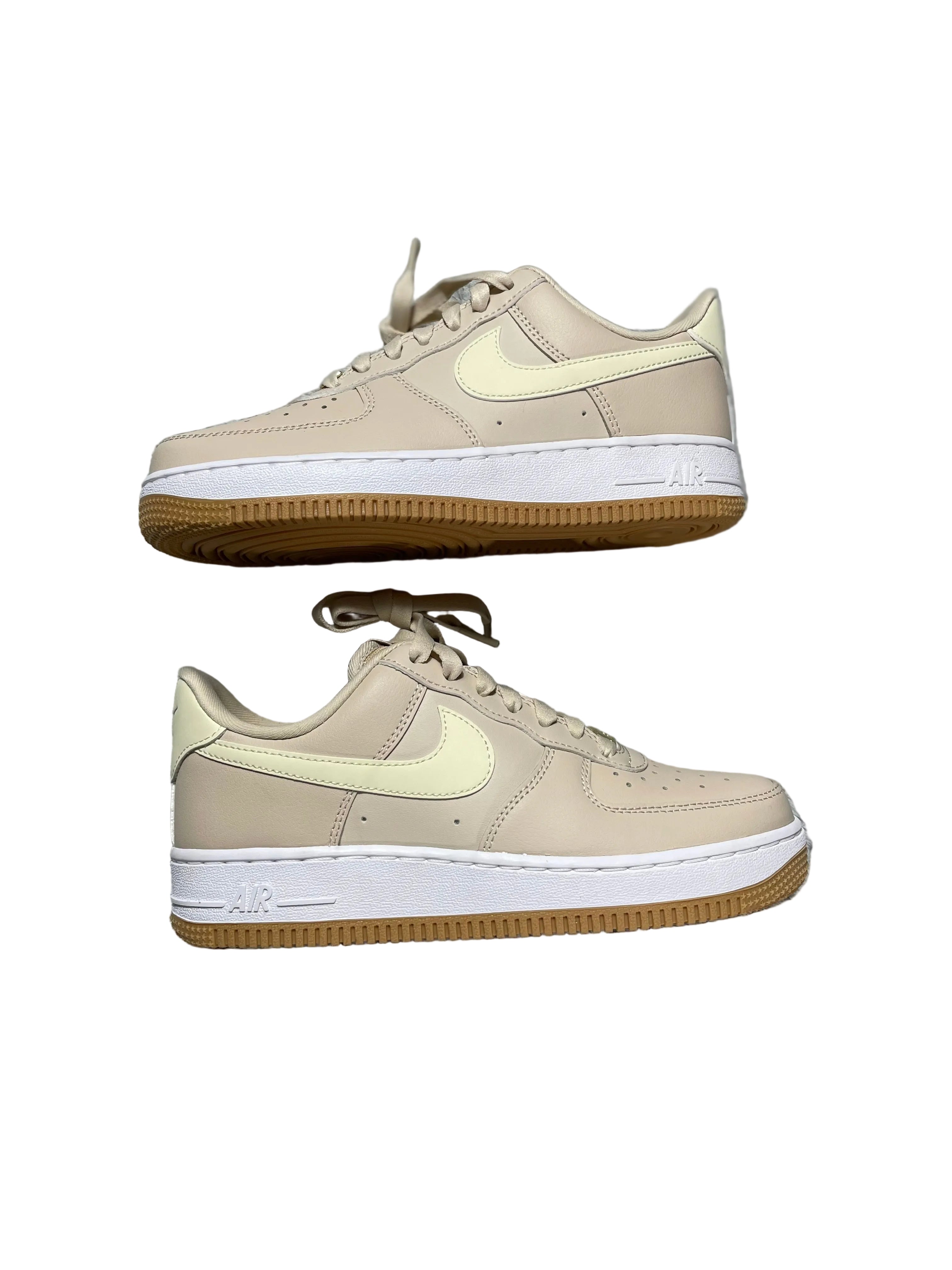 Nike Air Force 1 Damen / Beige /37.5 / Neu mit Etikett